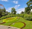 Au Jardin Charmant the Flower Clock – Geneva – tourist attractions Tropter