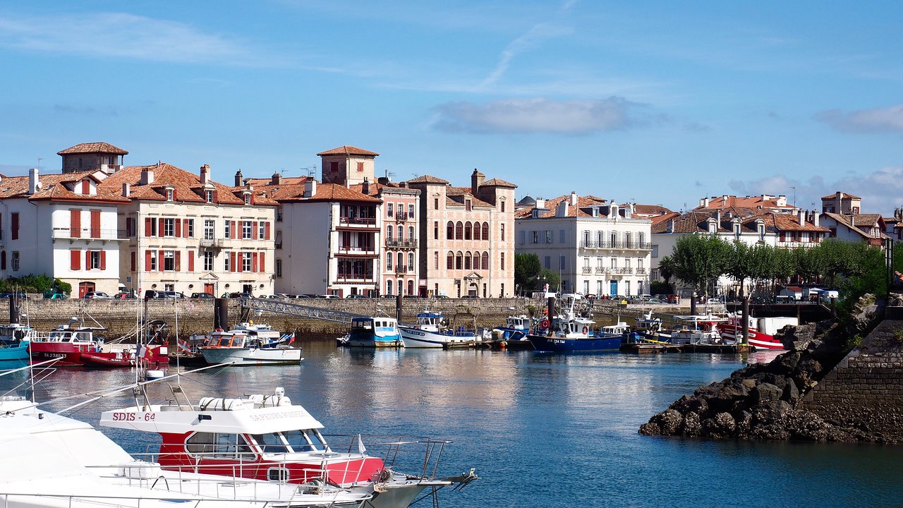 Jardin Botanique St Jean De Luz Nouveau Maison De L Infante Joanoenia Saint Jean De Luz 2020 All