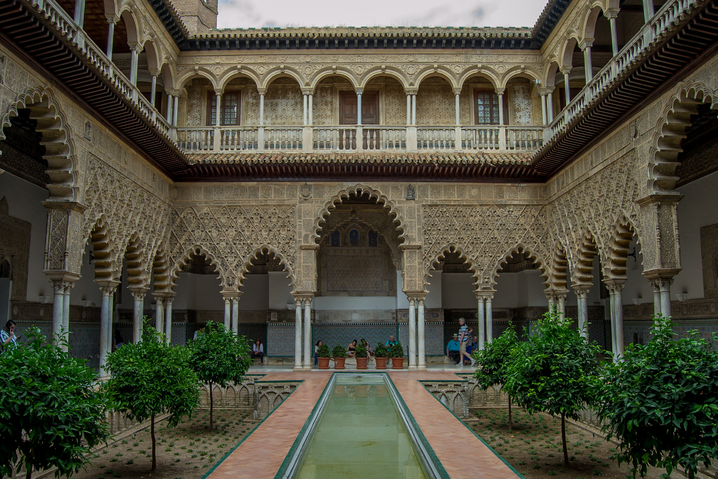 Jardin Royal Charmant File Real Alcázar Patio De Las Doncellas Wikimedia